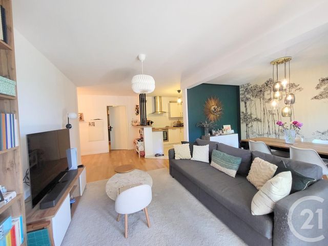 Appartement F4 à vendre - 4 pièces - 82.42 m2 - ERMONT - 95 - ILE-DE-FRANCE - Century 21 Jl Immo